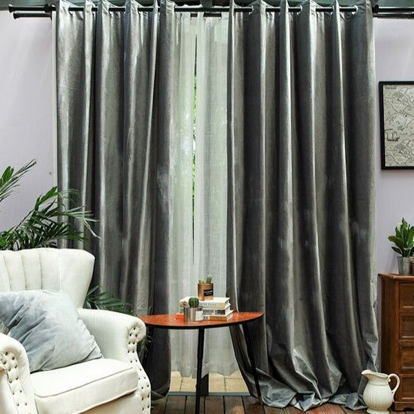 Cortina opaca gris con efecto satinado