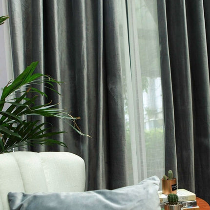 Cortina opaca gris con efecto satinado