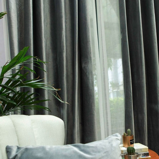 Cortina opaca gris con efecto satinado
