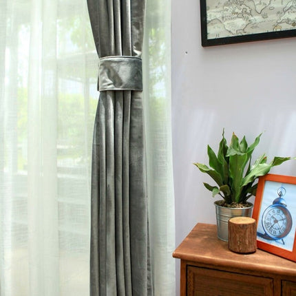 Cortina opaca gris con efecto satinado