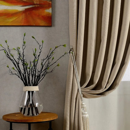 Cortina opaca lisa beige para salón
