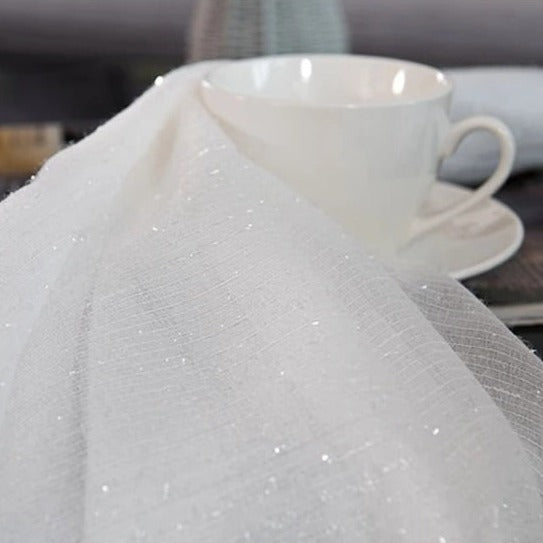 Visillo brillante con hilos de lúrex