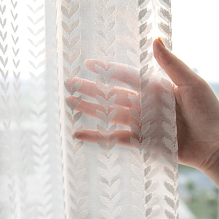 Visillo blanco con patrón de espiga