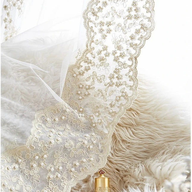 Visillo romántico bordado con perlas