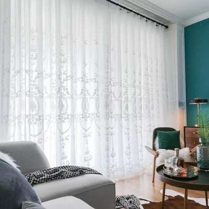 Visillo blanco con estampado estilo damasco