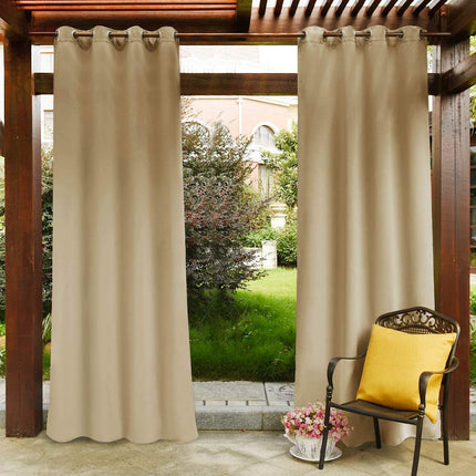 Cortina impermeable para porche y jardín.