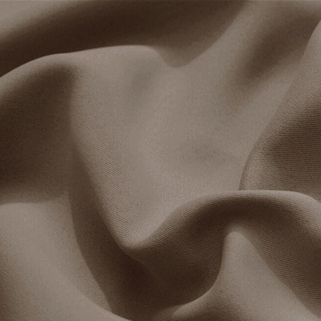 Cortina opaca para pérgola con ojales