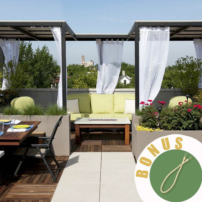 Cortina exterior translúcida con ojales