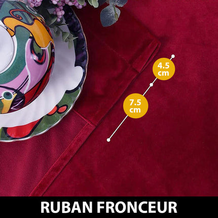 Cortina térmica de terciopelo color burdeos